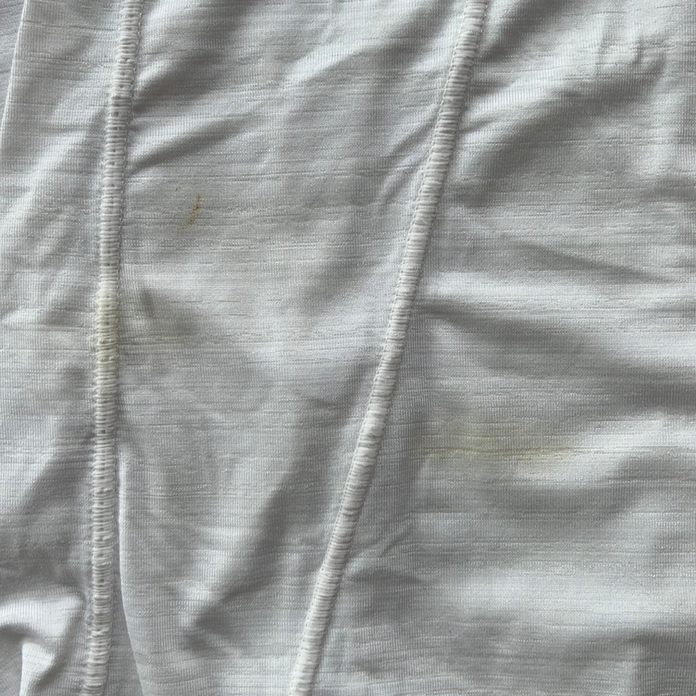 Athleta work out jersey/shirt - womens medium - Picture 4 of 5
